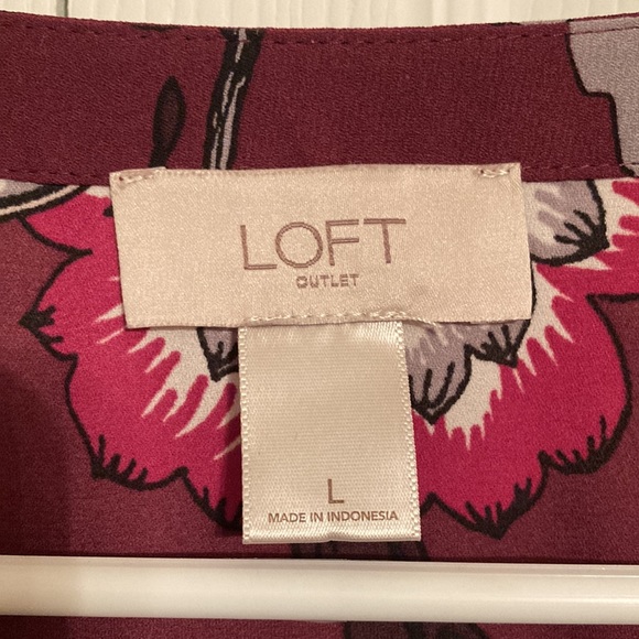 Loft Floral Blouse - Picture 3 of 3